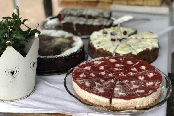 Flohmarkt2018 Club Soroptimist Insel Rügen, Kuchenbuffet